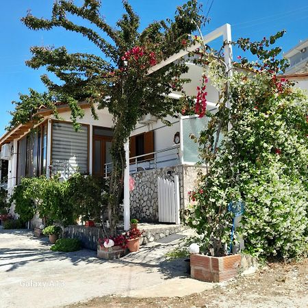 Denni'S Home Sarandë 外观 照片
